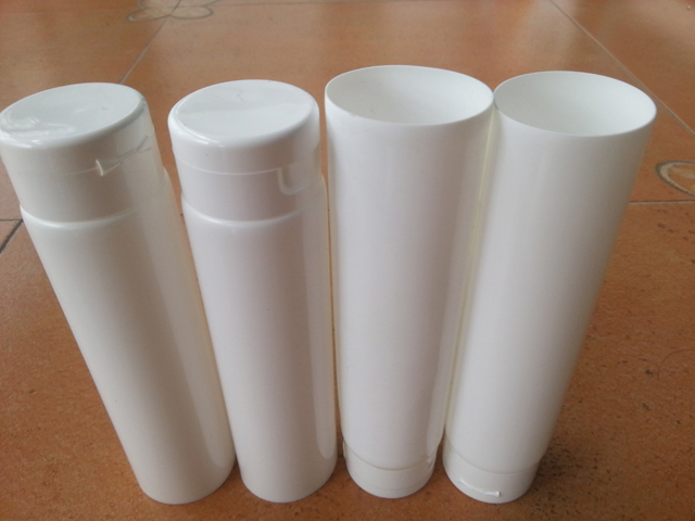 ruben tubes samples for filling sealing machines.jpg