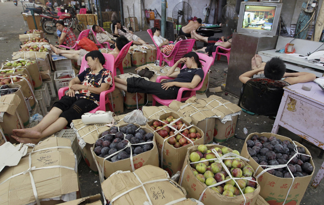 china market people life.jpg