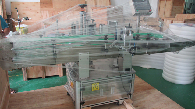 wooden case packing for labeling machine.jpg
