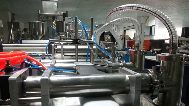 horizontal filling machines semi automatic for liquid pneuma