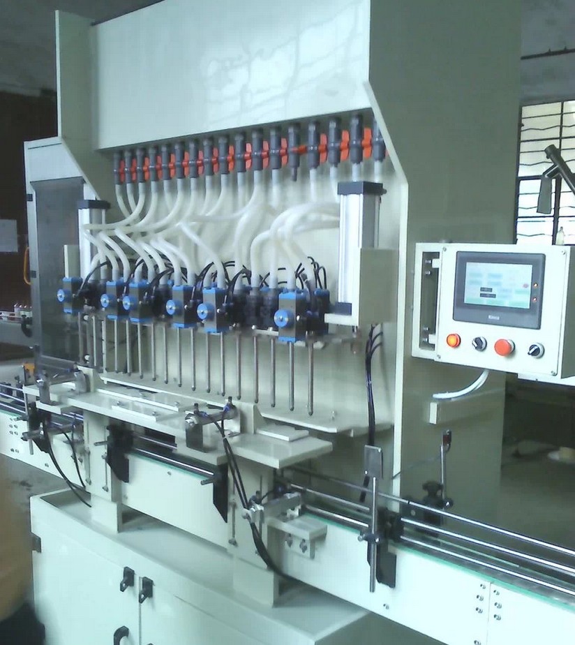side view of linear filling machinery.jpg